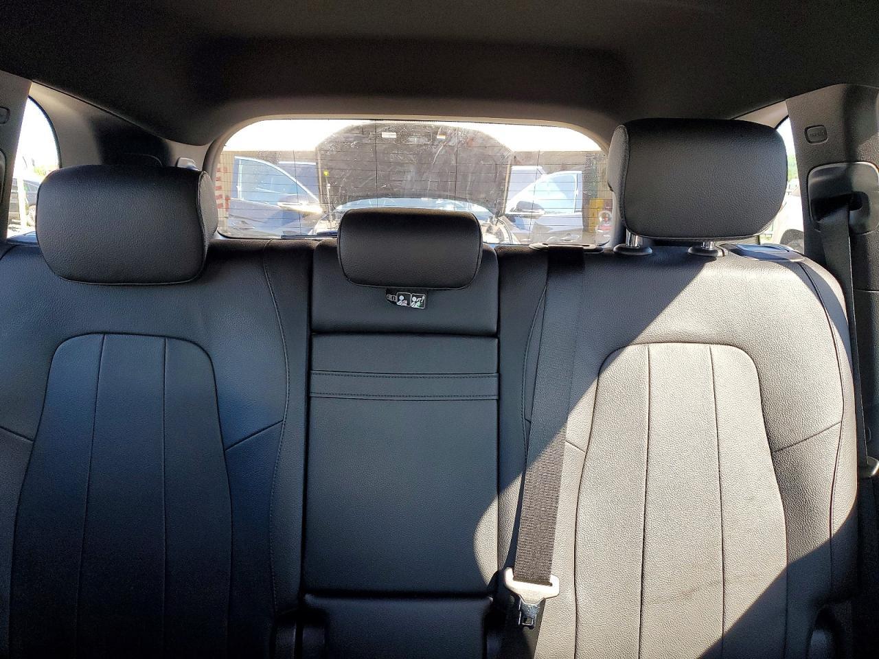 2021 Mercedes-Benz Glb 250 4Matic - zdjęcie 10