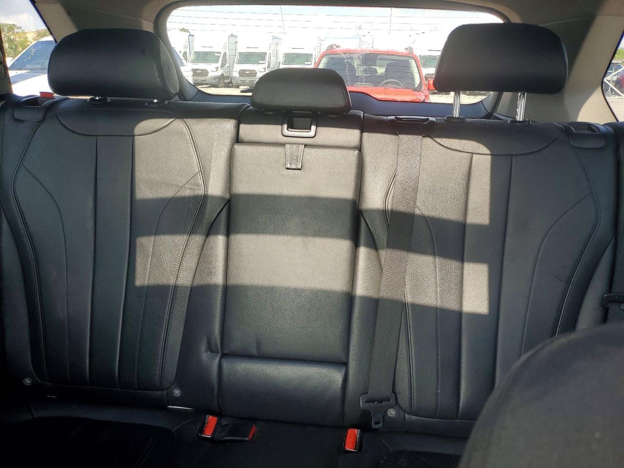 2016 BMW X5 - zdjęcie 10