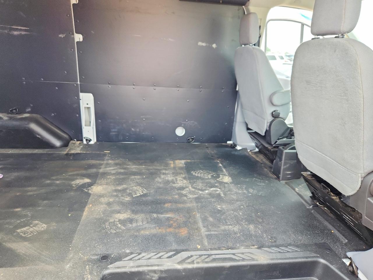 2016 Ford Transit T-250 - zdjęcie 11