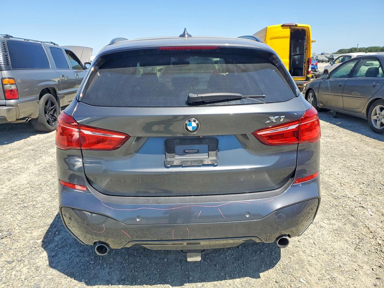 2016 BMW X1 xDrive28I - zdjęcie 6