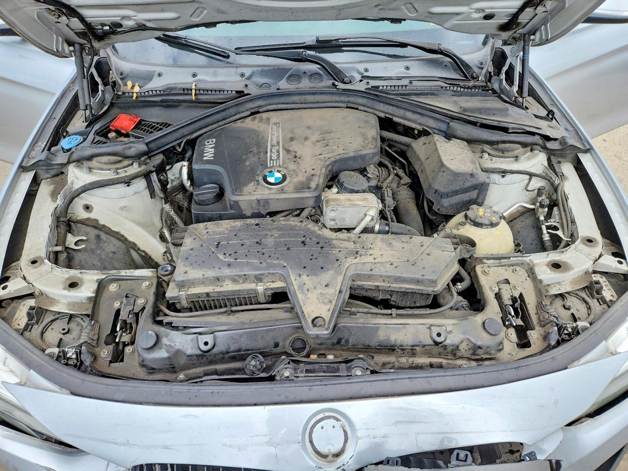 2016 BMW 320 Xi - zdjęcie 11