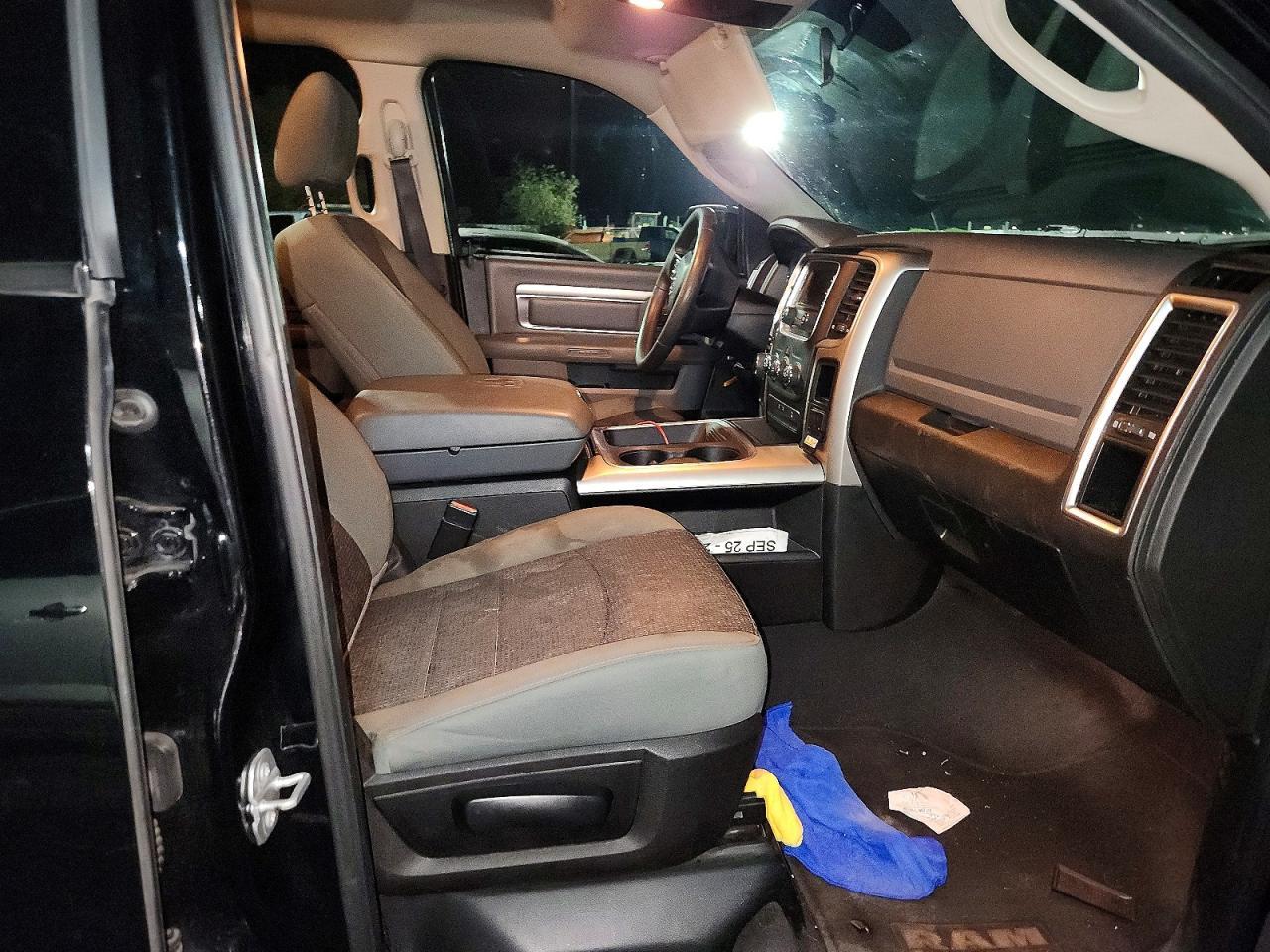 2019 Ram 1500 Classic Slt - zdjęcie 13