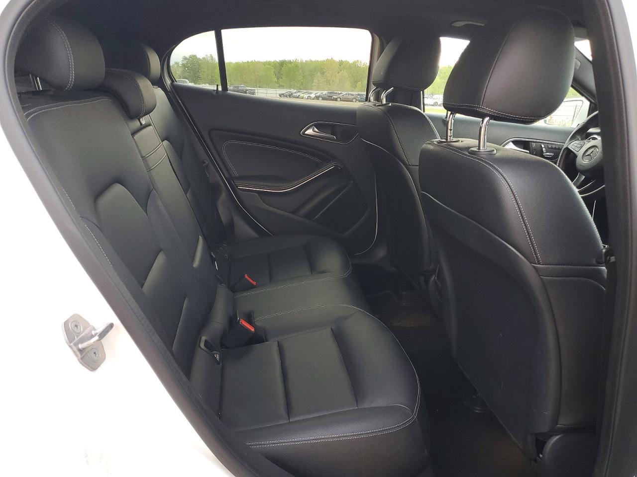 2020 Mercedes-Benz Gla 250 4Matic - zdjęcie 10