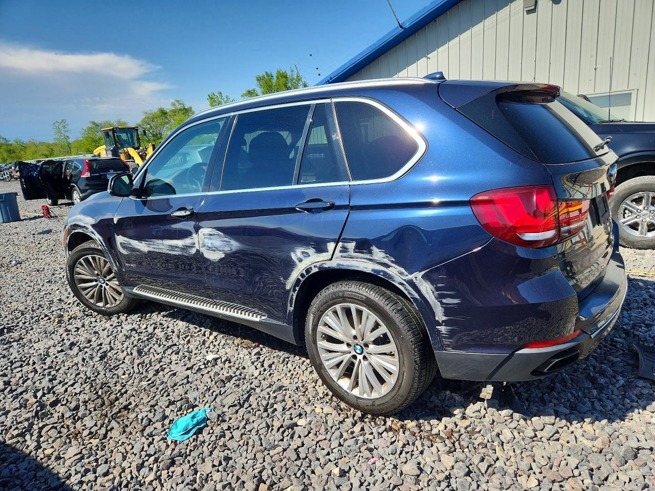 2016 BMW X5 xDrive50I - zdjęcie 2