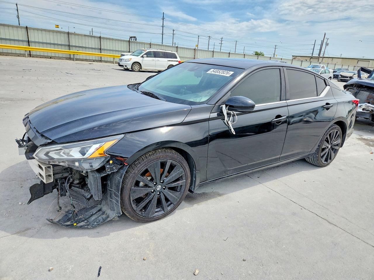2022 Nissan Altima Sr - zdjęcie główne