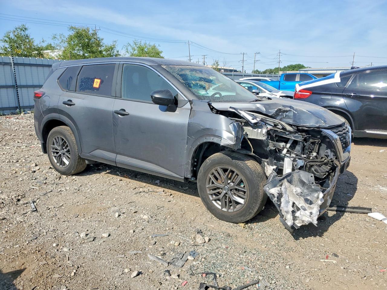 2023 Nissan Rogue S - zdjęcie 4