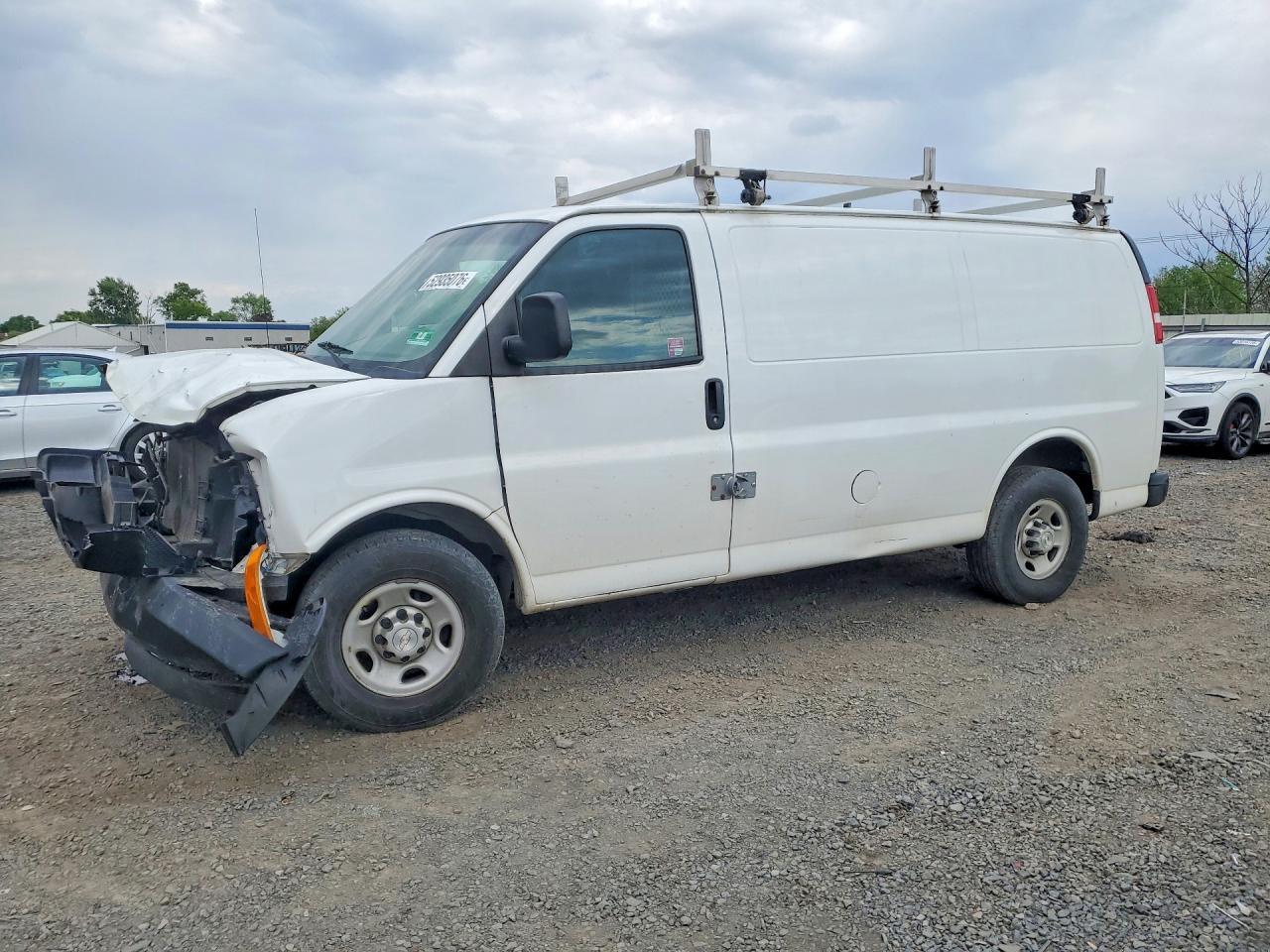 2017 Chevrolet Express G2500 - zdjęcie główne