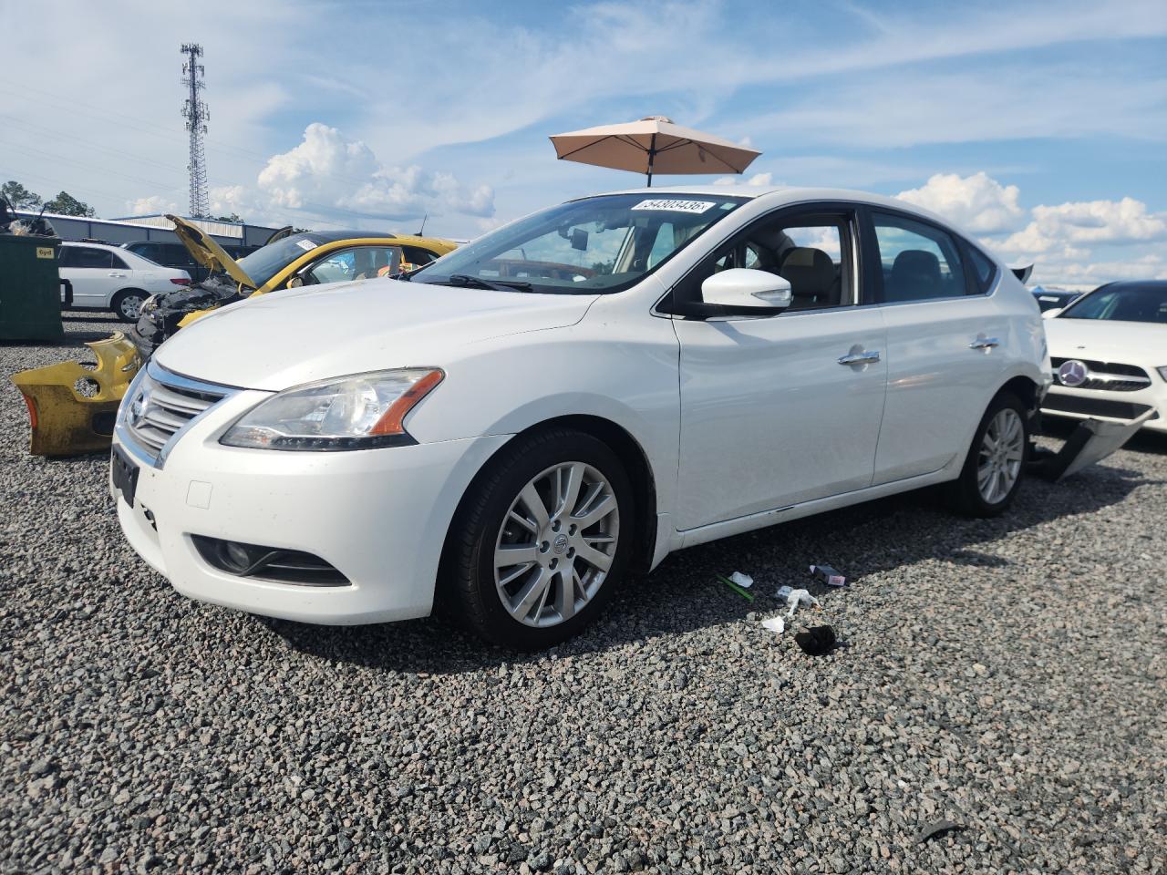 2013 Nissan Sentra S - zdjęcie główne