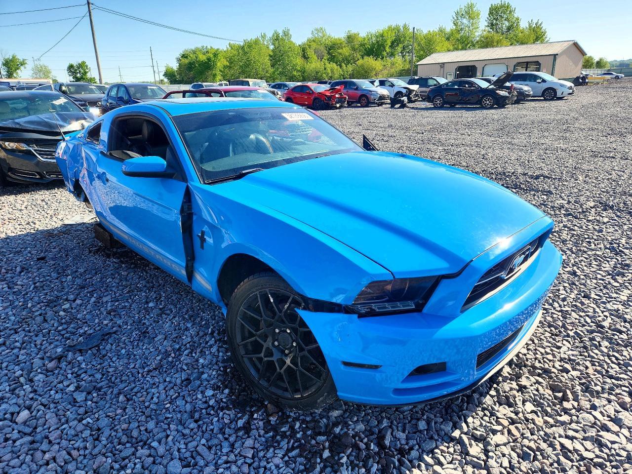 2013 Ford Mustang - zdjęcie 4