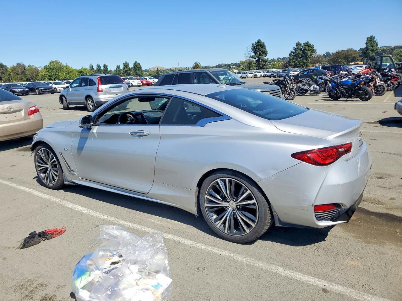 2019 Infiniti Q60 3.0T Luxe - zdjęcie 2