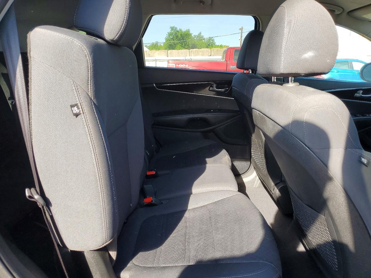 2019 Kia Sorento S V6 - zdjęcie 11