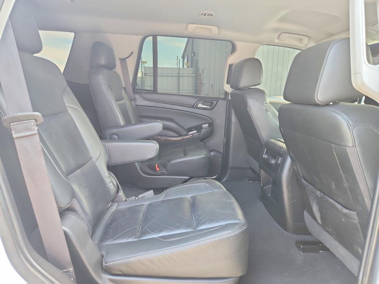 2019 Chevrolet Tahoe C1500 Lt - zdjęcie 11