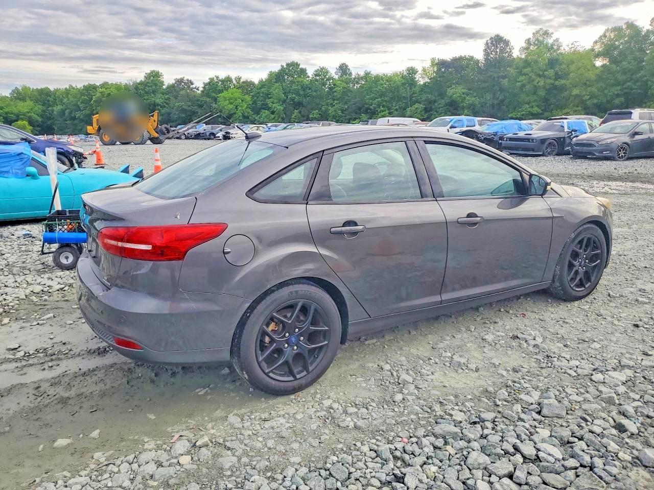 2016 Ford Focus Se - zdjęcie 3