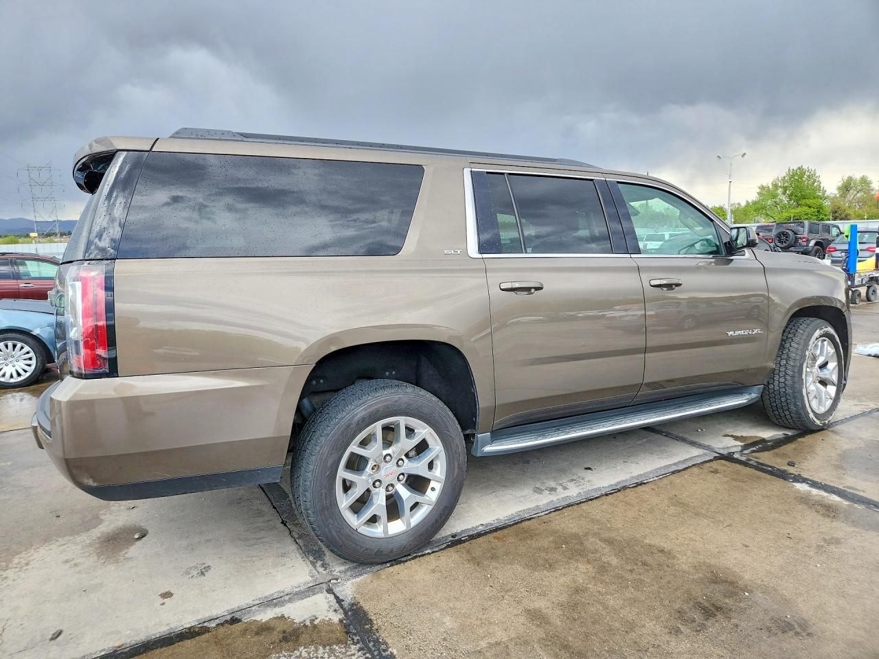 2016 GMC Yukon Xl K1500 Slt - zdjęcie 3