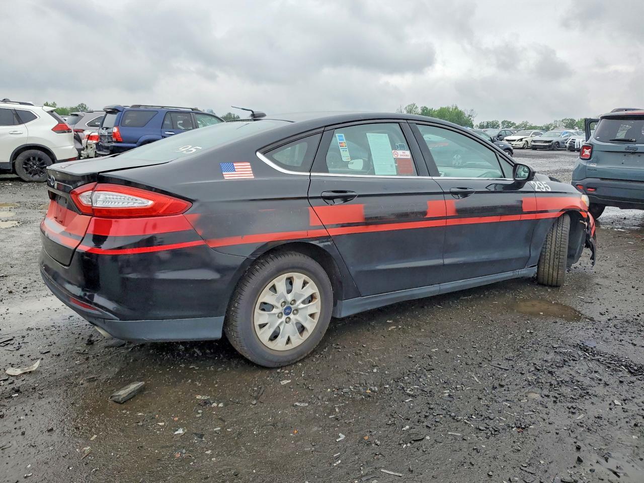 2014 Ford Fusion S - zdjęcie 3
