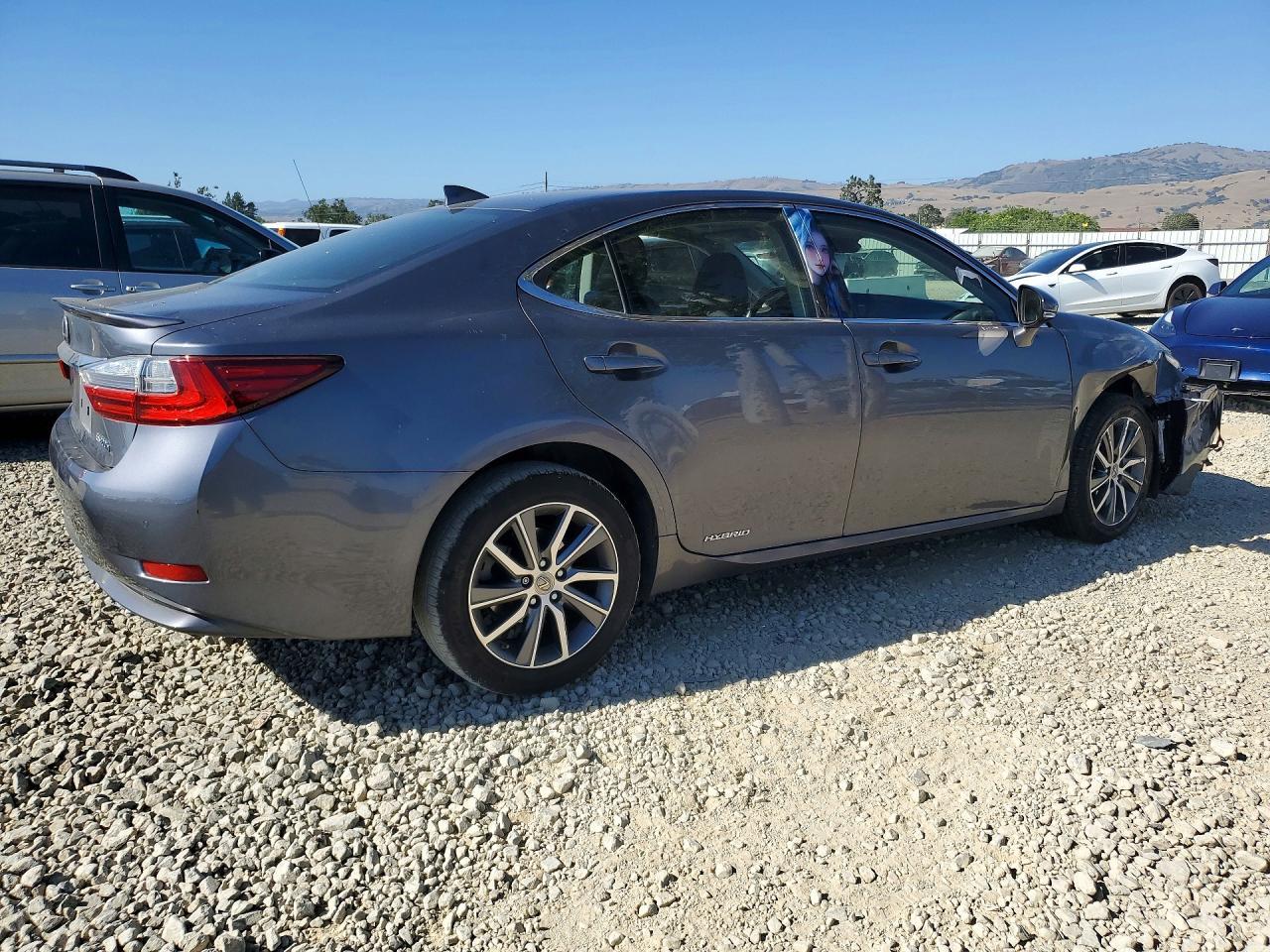 2016 Lexus Es 300H - zdjęcie 3