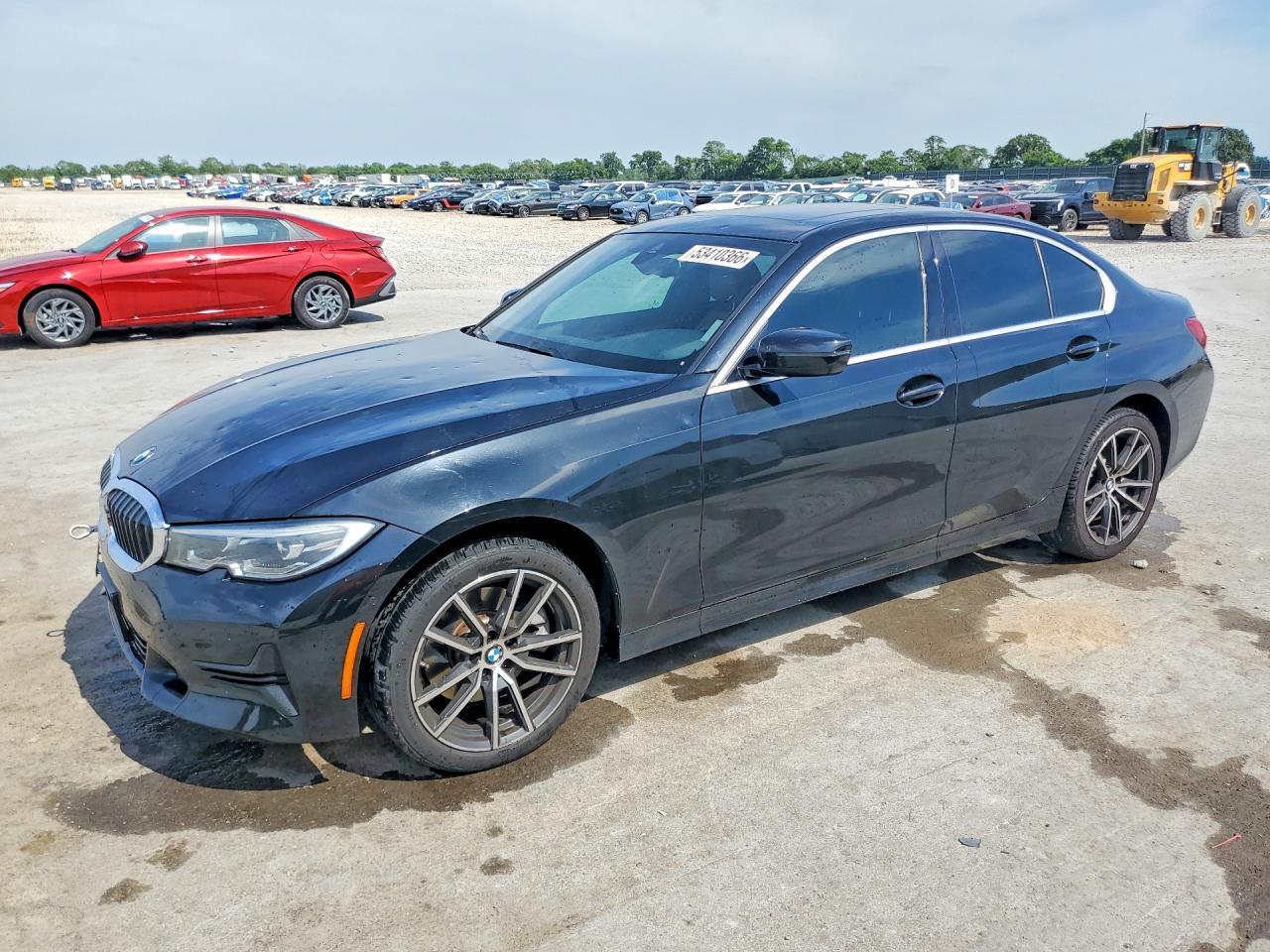 2021 BMW 330Xi - zdjęcie główne