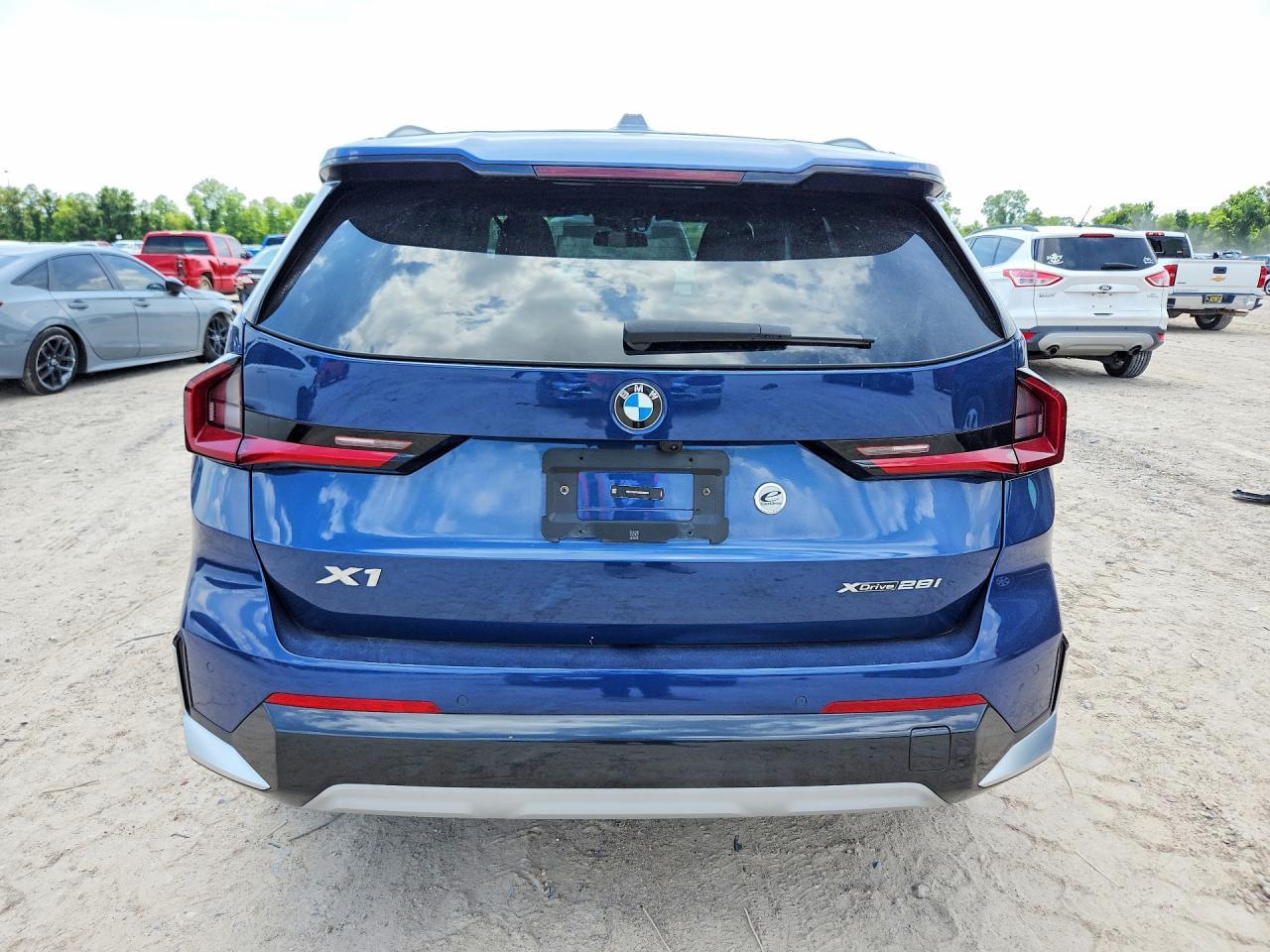 2024 BMW X1 xDrive28I - zdjęcie 6