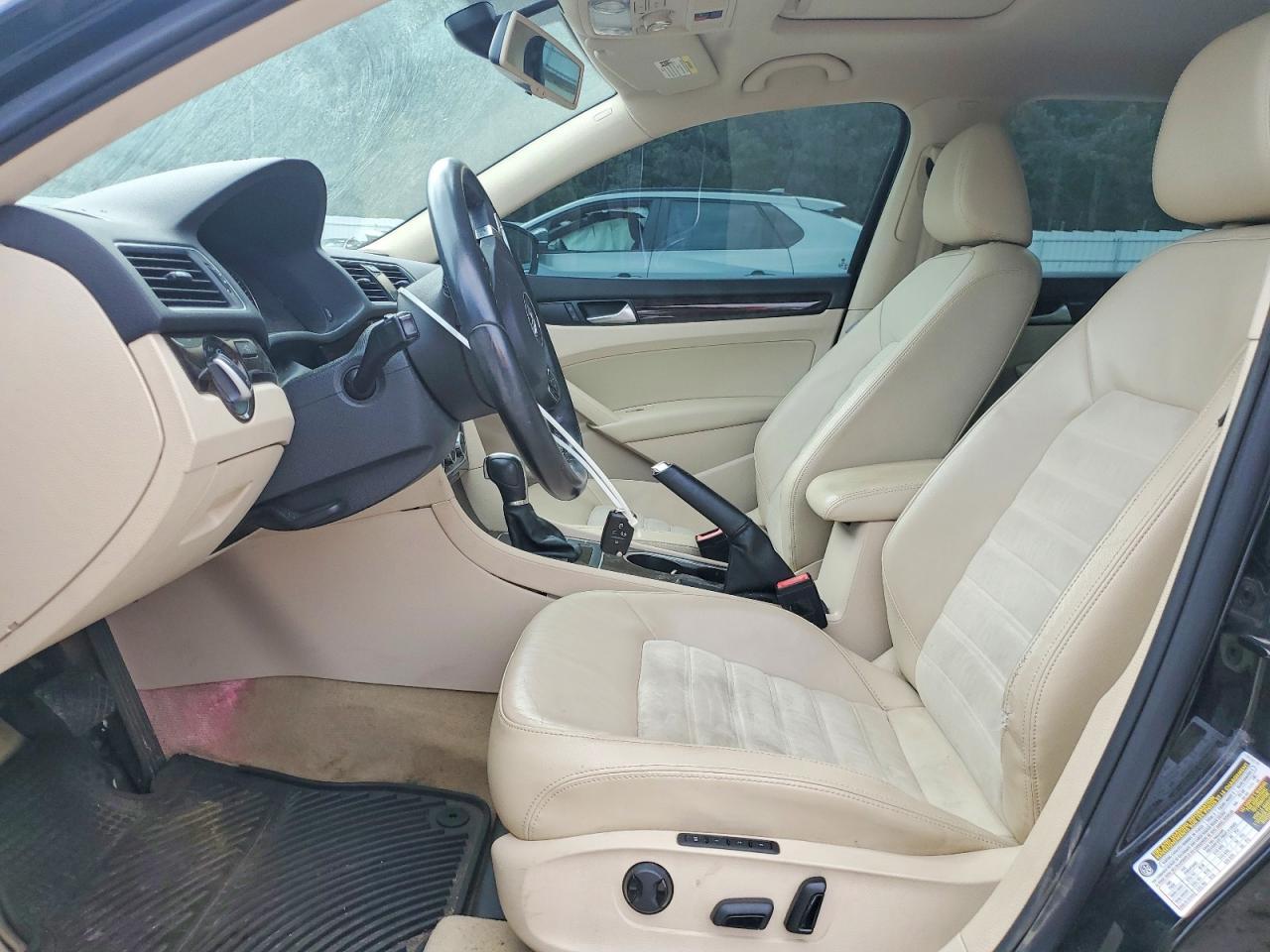 2014 Volkswagen Passat Sel - zdjęcie 7