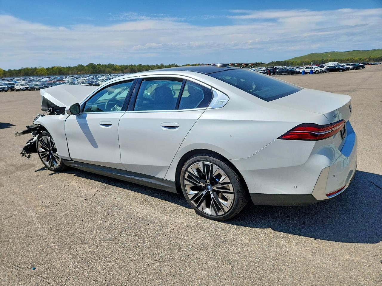 2025 BMW I5 xDrive 40 - zdjęcie 2