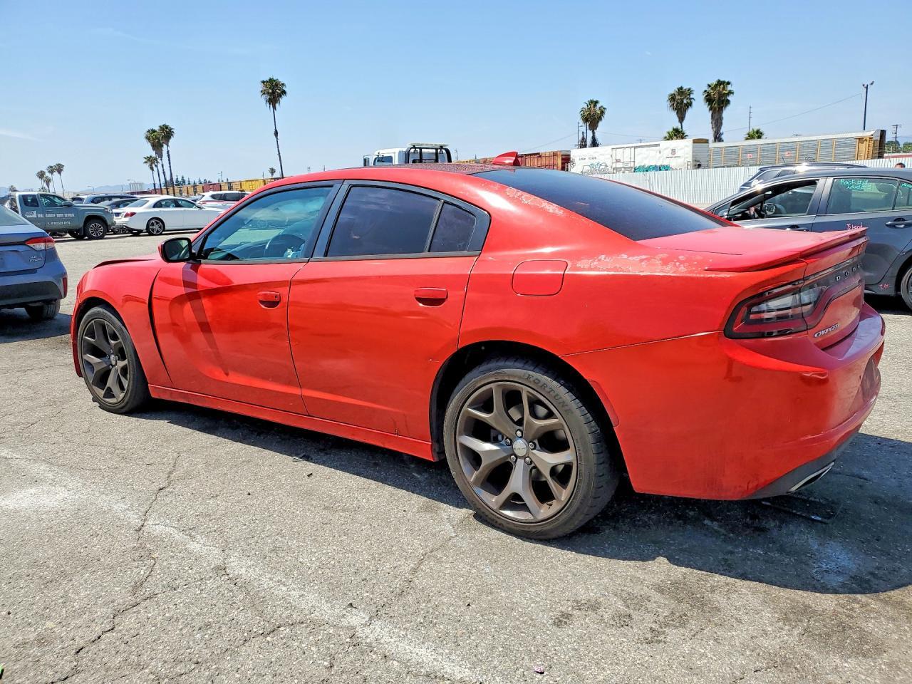 2016 Dodge Charger Sxt - zdjęcie 2