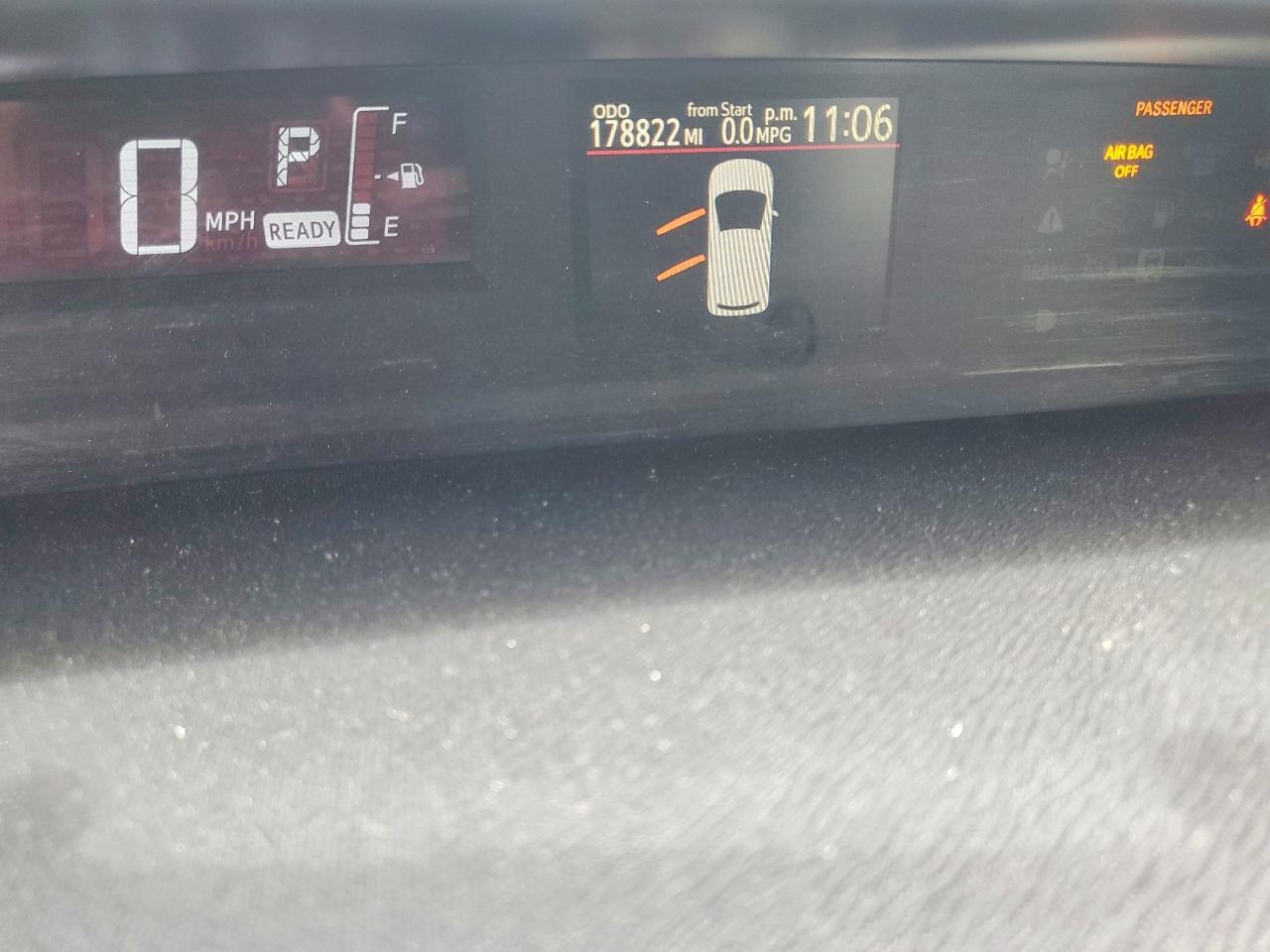 2015 Toyota Prius - zdjęcie 9