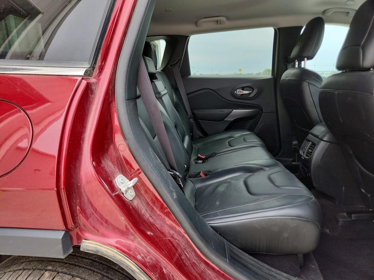 2019 Jeep Cherokee Limited - zdjęcie 11