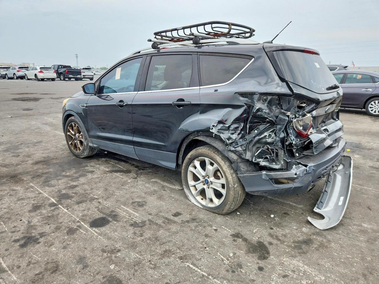 2014 Ford Escape Titanium - zdjęcie 2