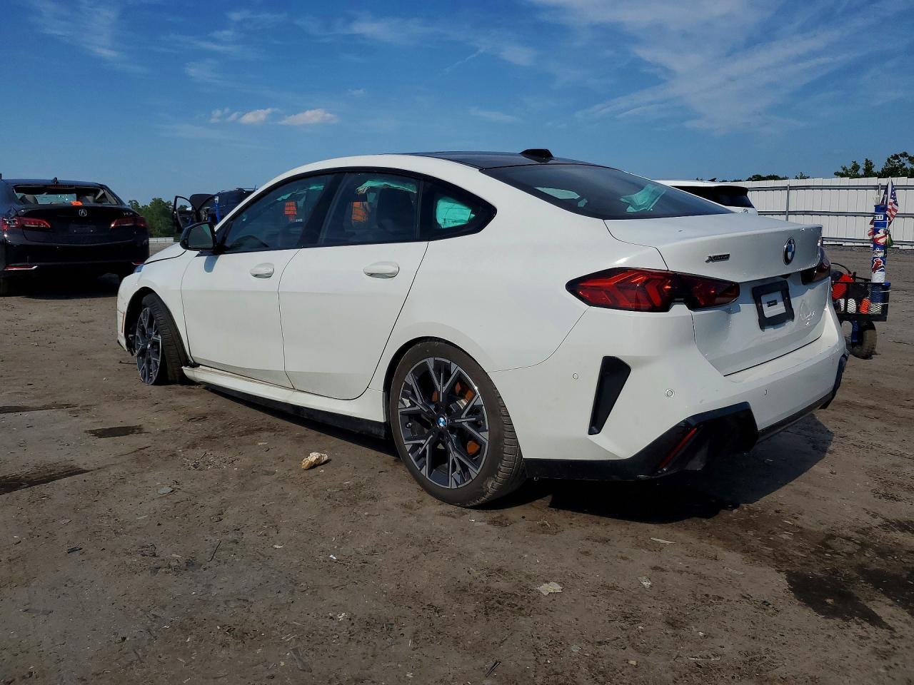 2026 BMW 228Xi - zdjęcie 2
