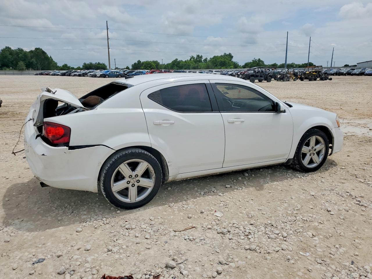 2013 Dodge Avenger Sxt - zdjęcie 3
