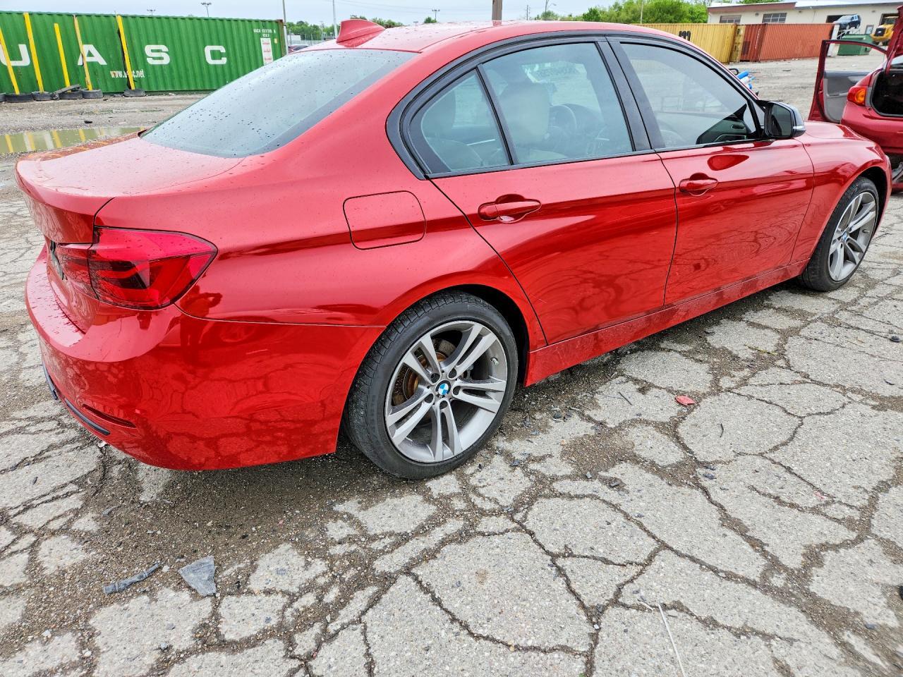 2018 BMW 330 Xi - zdjęcie 3