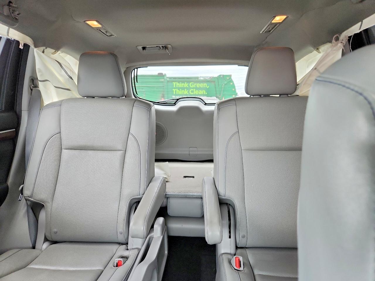 2015 Toyota Highlander Limited - zdjęcie 10