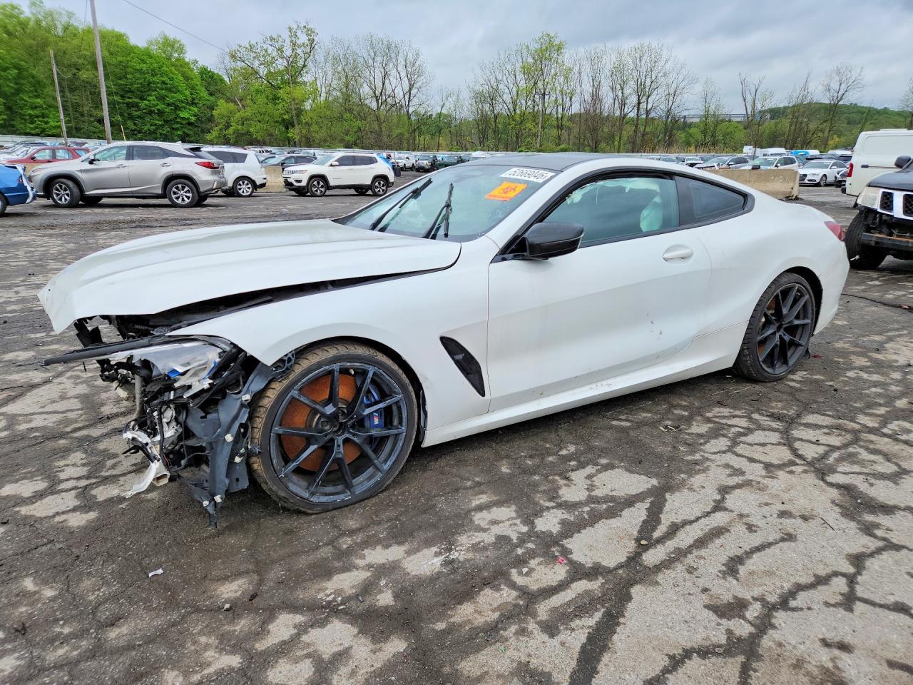 BMW M8 - zdjęcie 1