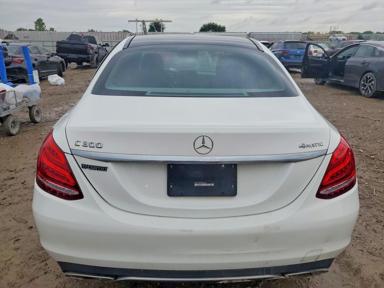 2015 Mercedes-Benz C 300 4Matic - zdjęcie 6