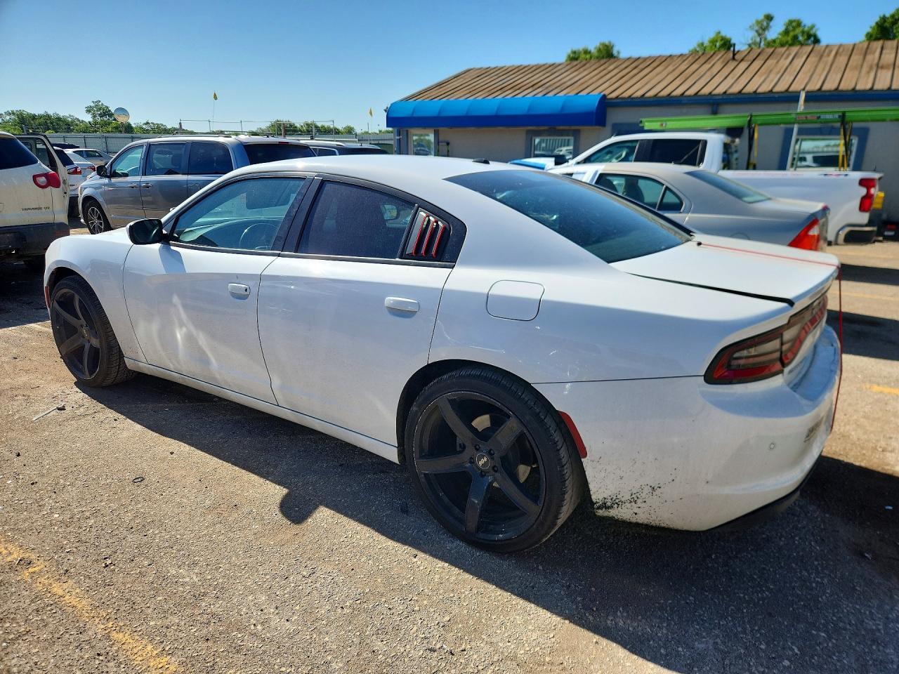 2022 Dodge Charger Sxt - zdjęcie 2