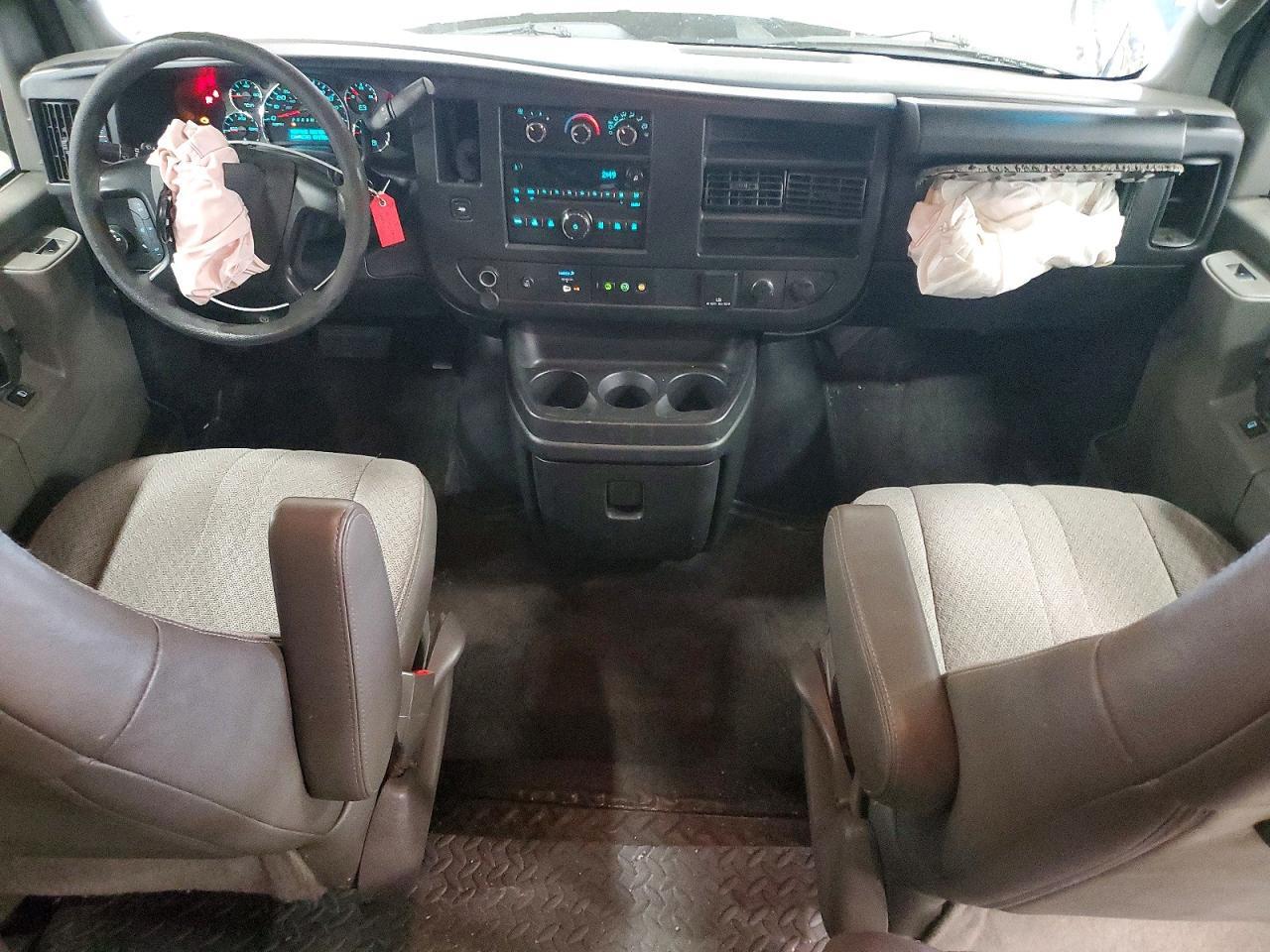 2016 Chevrolet Express G3500 Lt - zdjęcie 8