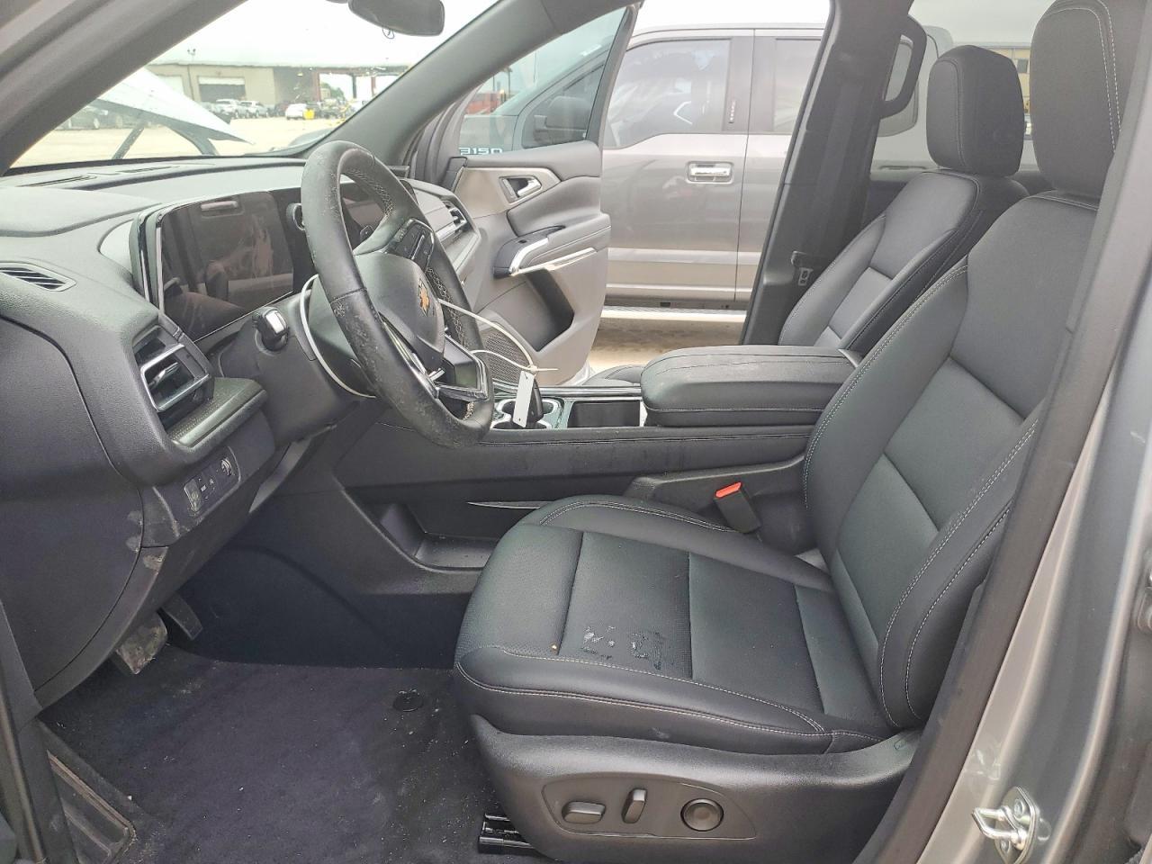 2025 Chevrolet Traverse Lt - zdjęcie 7