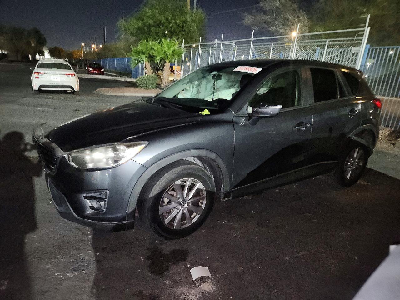 2016 Mazda Cx-5 Touring - zdjęcie główne