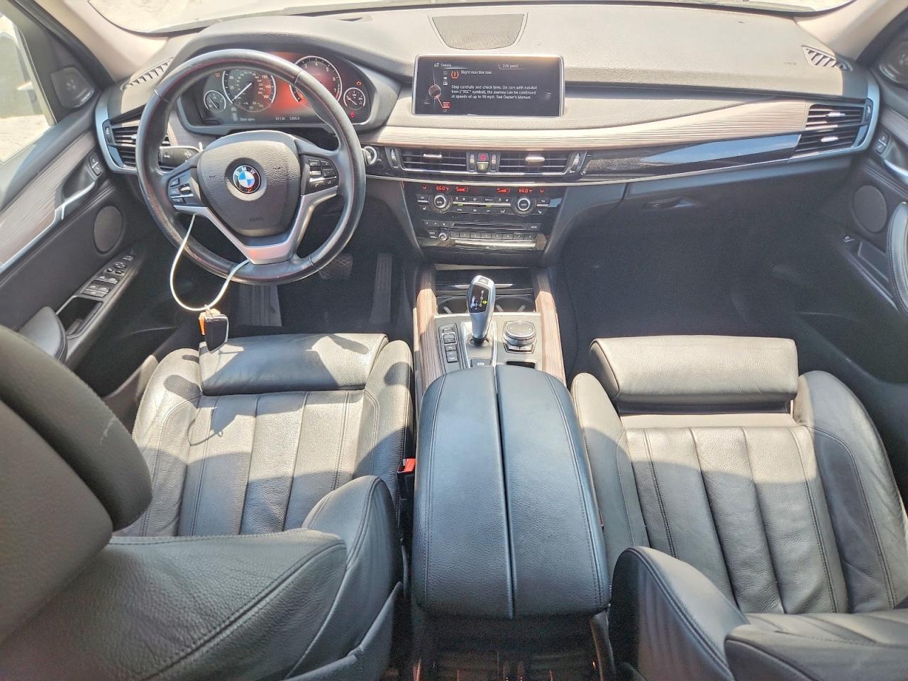 2016 BMW X5 xDrive35I - zdjęcie 8