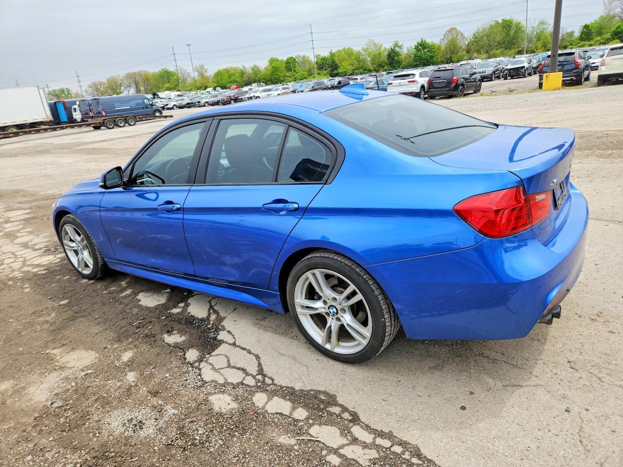 2014 BMW 328 Xi - zdjęcie 2