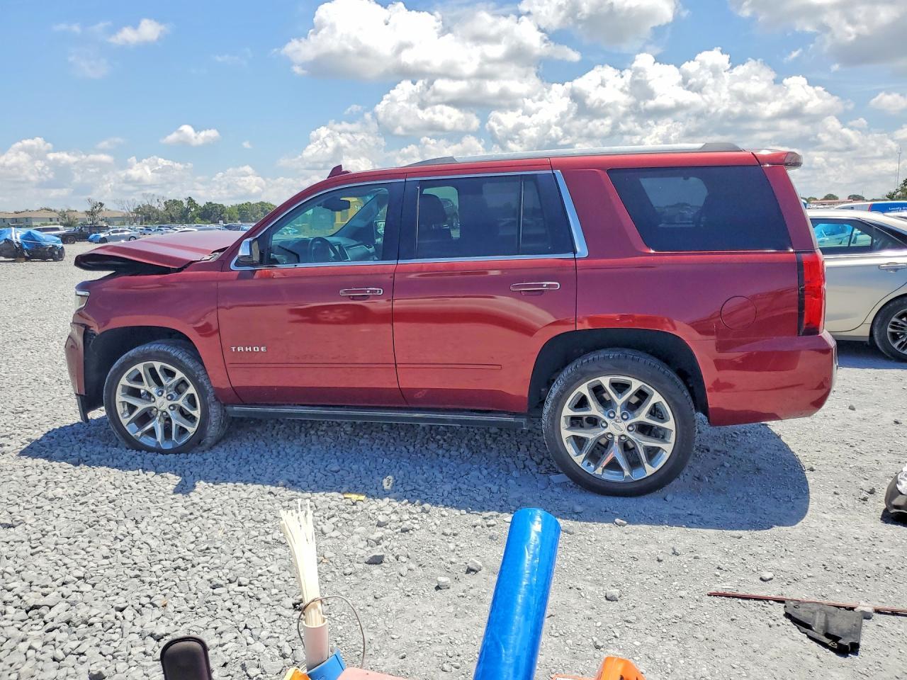 2018 Chevrolet Tahoe C1500 Premier - zdjęcie 2