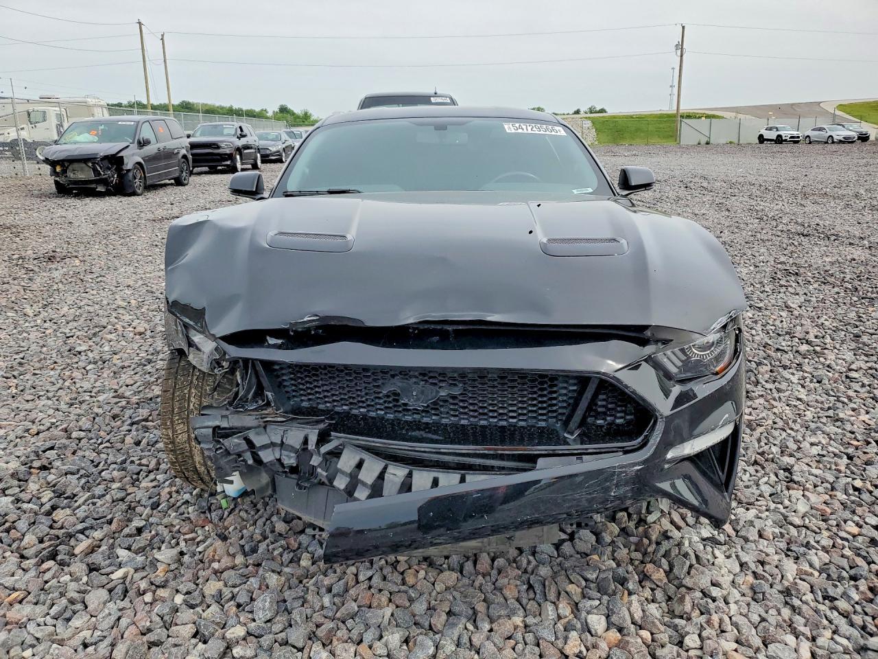 2019 Ford Mustang Gt - zdjęcie 5