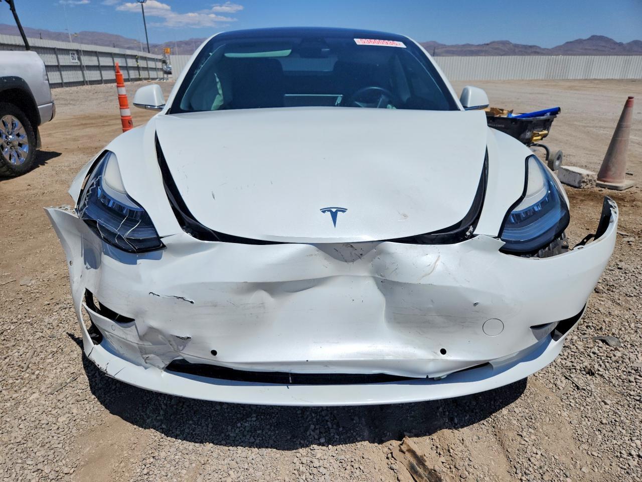 2019 Tesla Model 3 - zdjęcie 5