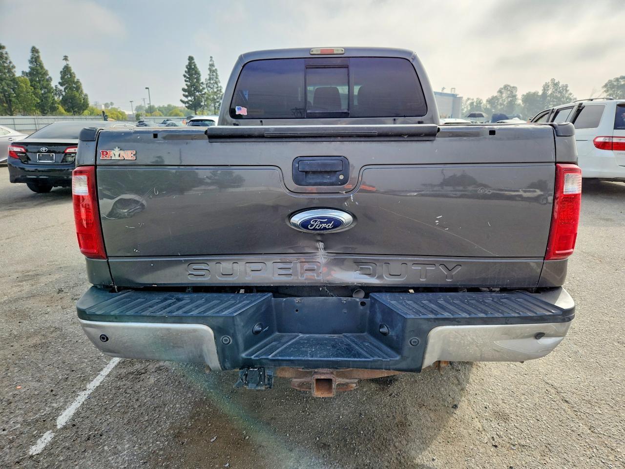 2015 Ford F250 Super Duty - zdjęcie 6