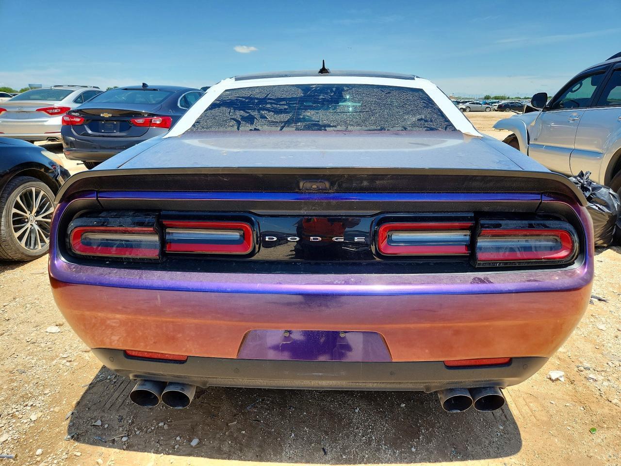 2021 Dodge Challenger R - zdjęcie 6