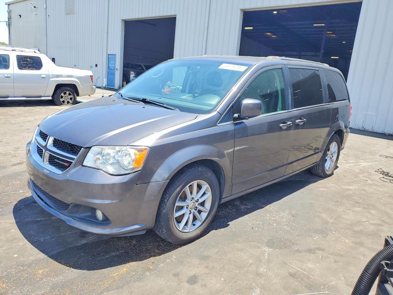 2018 Dodge Grand Caravan Sxt - zdjęcie główne