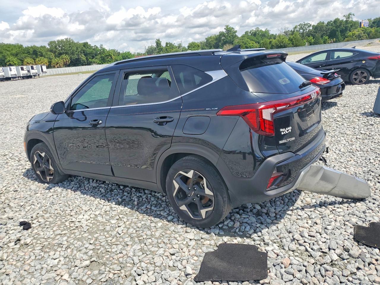 2024 Kia Seltos Ex - zdjęcie 2