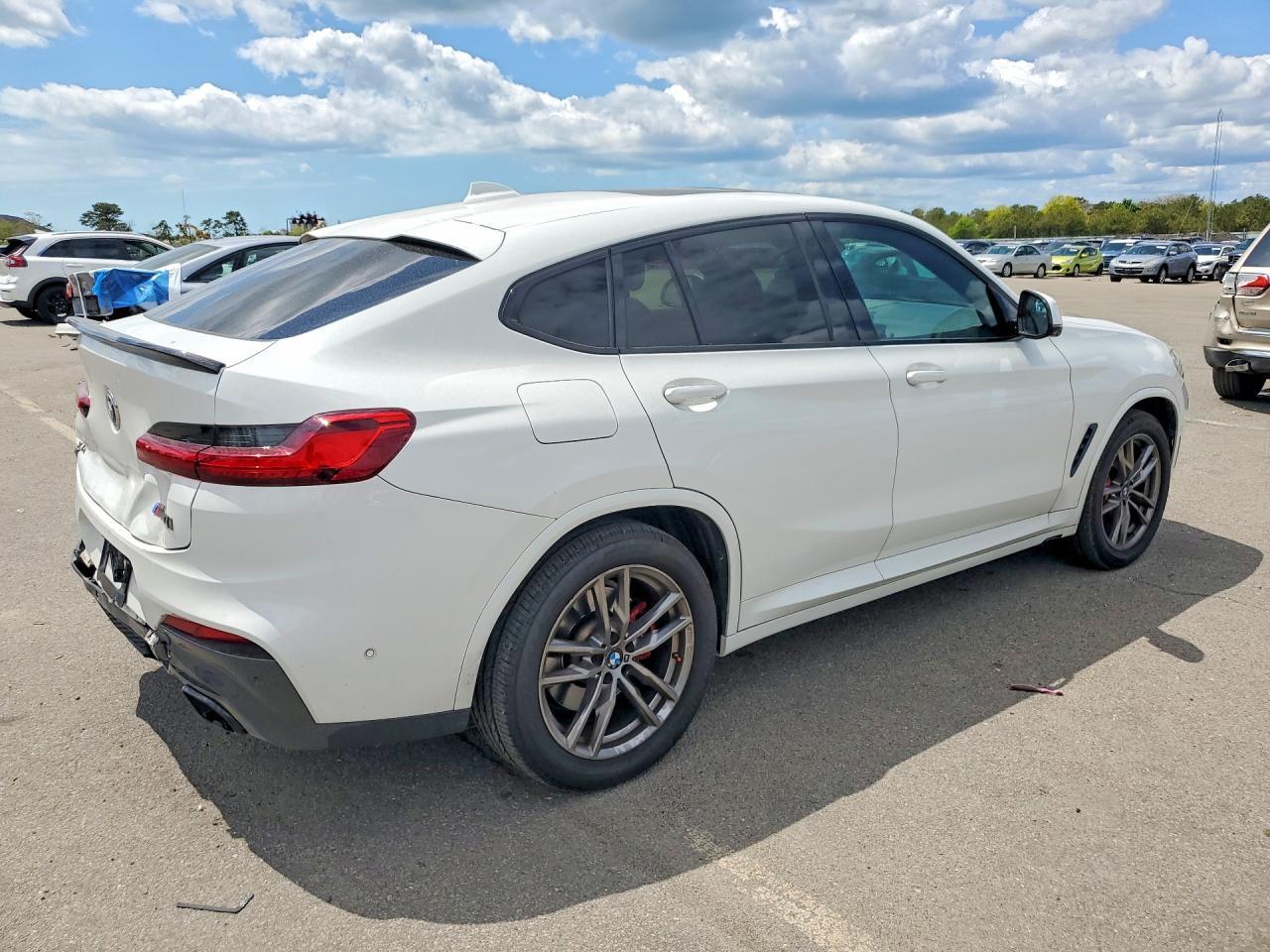2021 BMW X4 xDrivem40I - zdjęcie 3
