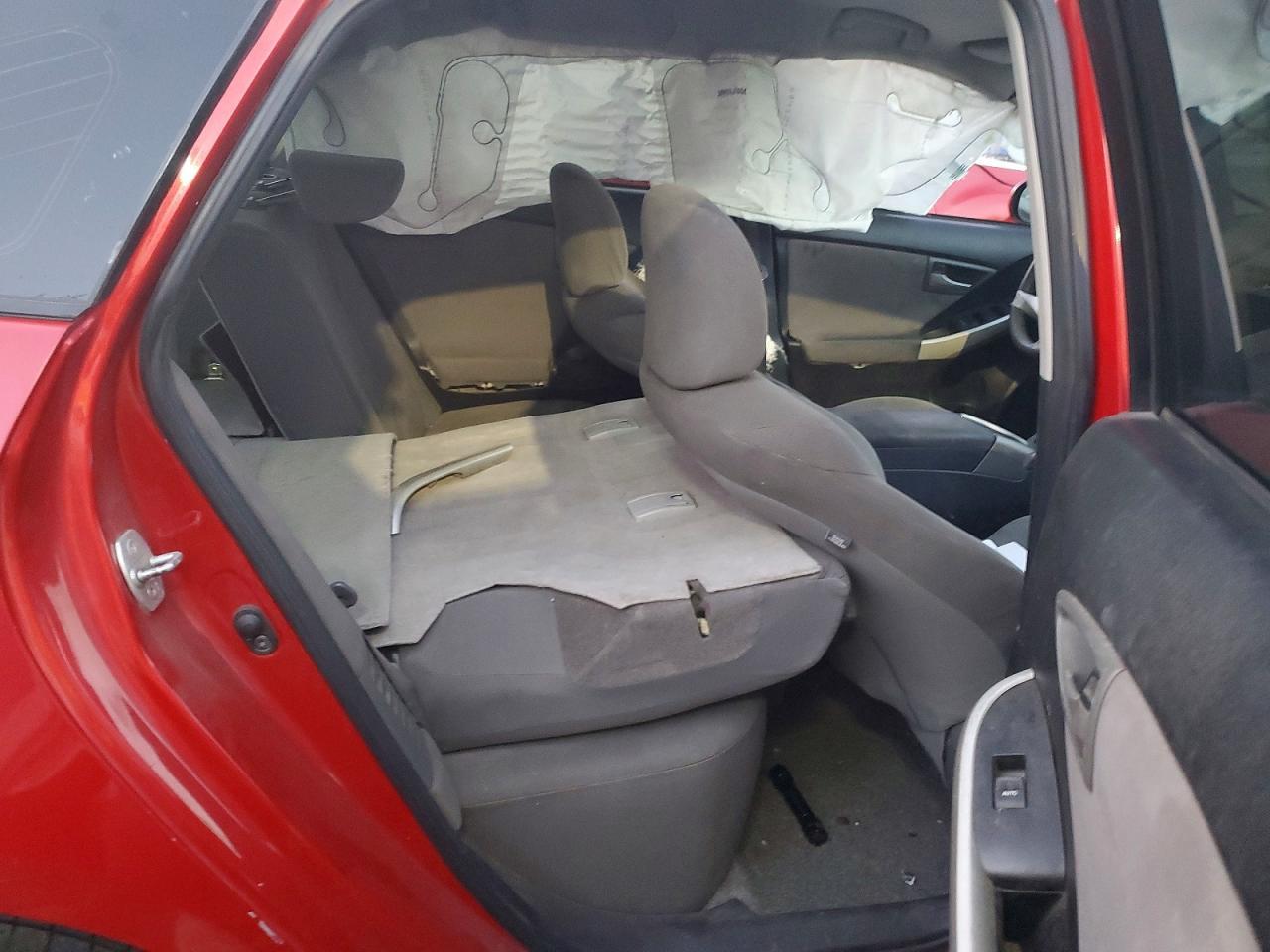2013 Toyota Prius Two - zdjęcie 10