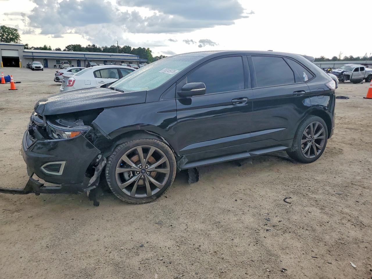 2016 Ford Edge Sport - zdjęcie główne